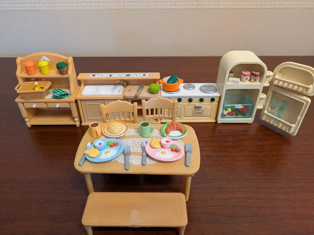 Thumbnail of Sylvanian Families: Kitchen, Stove, Cupboard, Refrigerator, Dining Table