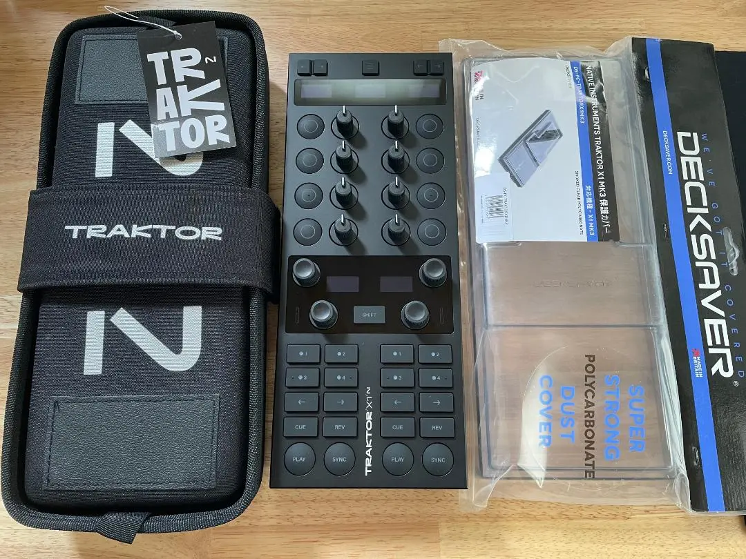 ヤスダハル　【未使用品】TRAKTOR X1 MK3 NATIVE INSTRUMENTS / TRAKTOR X1 MK3