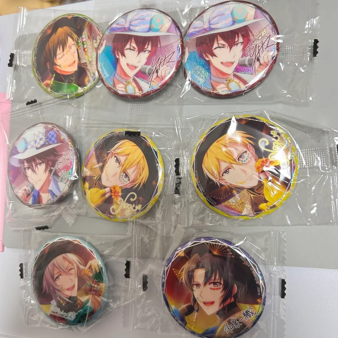 Thumbnail of K-I7 Capsule Can Badge Collection +♪ vol. 2, Lot