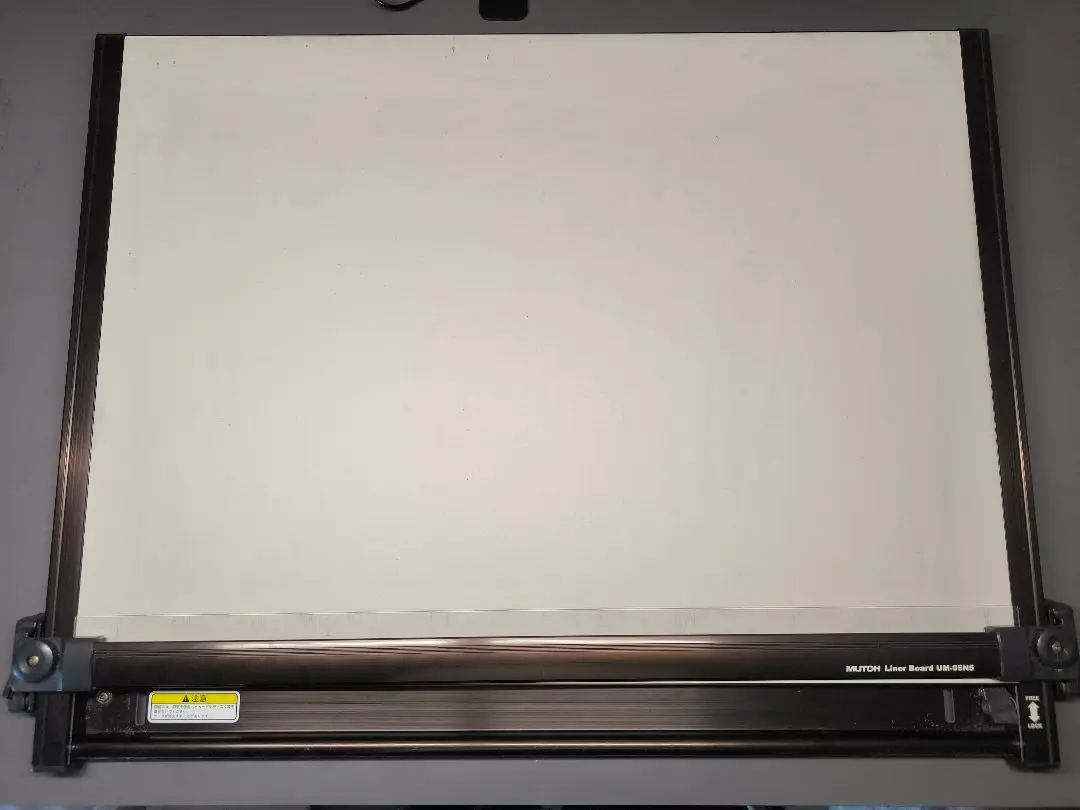 MUTOH UM-06N5製図板＊ 製図板ケース 肩ヒモ付き Amazon.co.jp: MUTOH UM-06N5製図板* 製図板ケース 肩ヒモ付き
