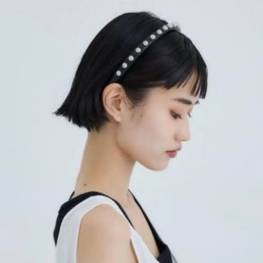 新品タグあり　TOGA 装飾付きブラックカチューシャ 85498707b_b_08_215.jpg