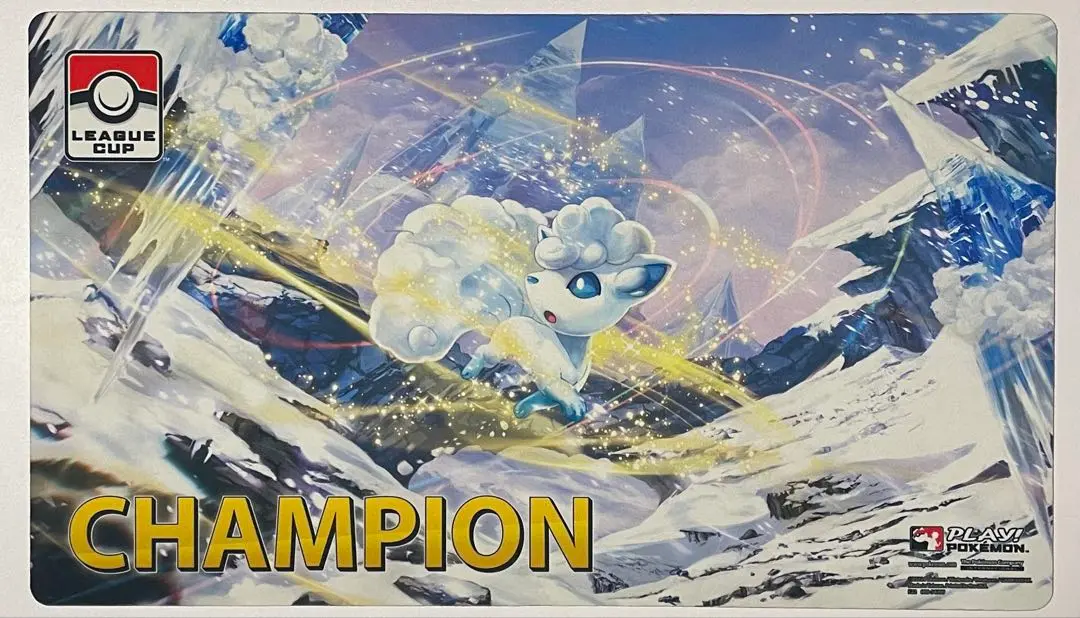 ポケモン - 【特価】アローラロコン CHAMPION ポケモンカード　プレイマット 2025年最新】ロコン プレイマットの人気アイテム - メルカリ