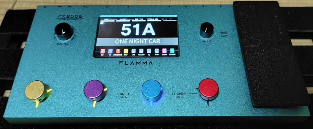 FLAMMA fx200b／マルチエフェクター／バッテリー内蔵／タッチスクリーン Amazon.com: FLAMMA FX200 Multi Effects Guitar Processor with