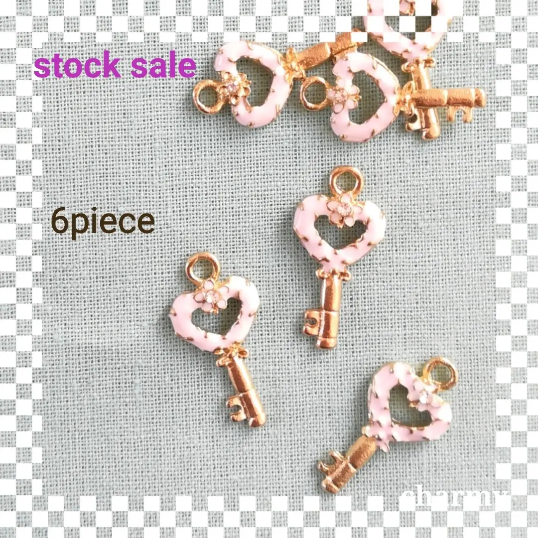 庫存促銷 ** 鑰匙吊飾 / 心形花朵 / 粉紅色 / 6個 的縮圖