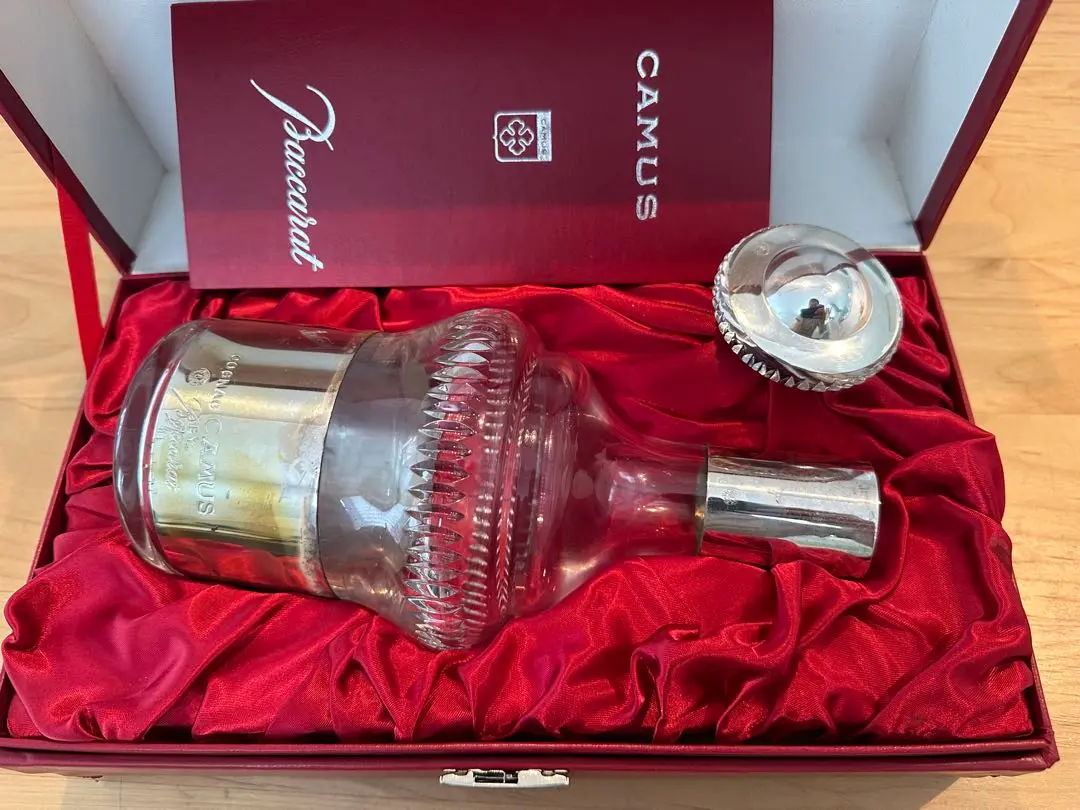 カミュ シルバートップ バカラ 箱付き】CAMUS COGNAC カミュ シルバートップ 700ml 40