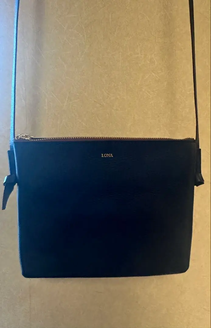 LONA reverso sacoshe サコッシュ 革鞄・レディースハンドバックのLONA(ロナ)公式通販サイト