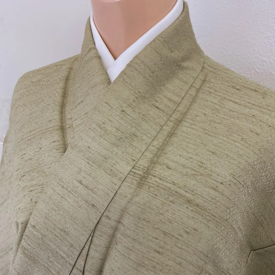 Thumbnail of Kimono: 19150o Tsumugi (pongee) fabric, Hana-ori (flower weave), one crest