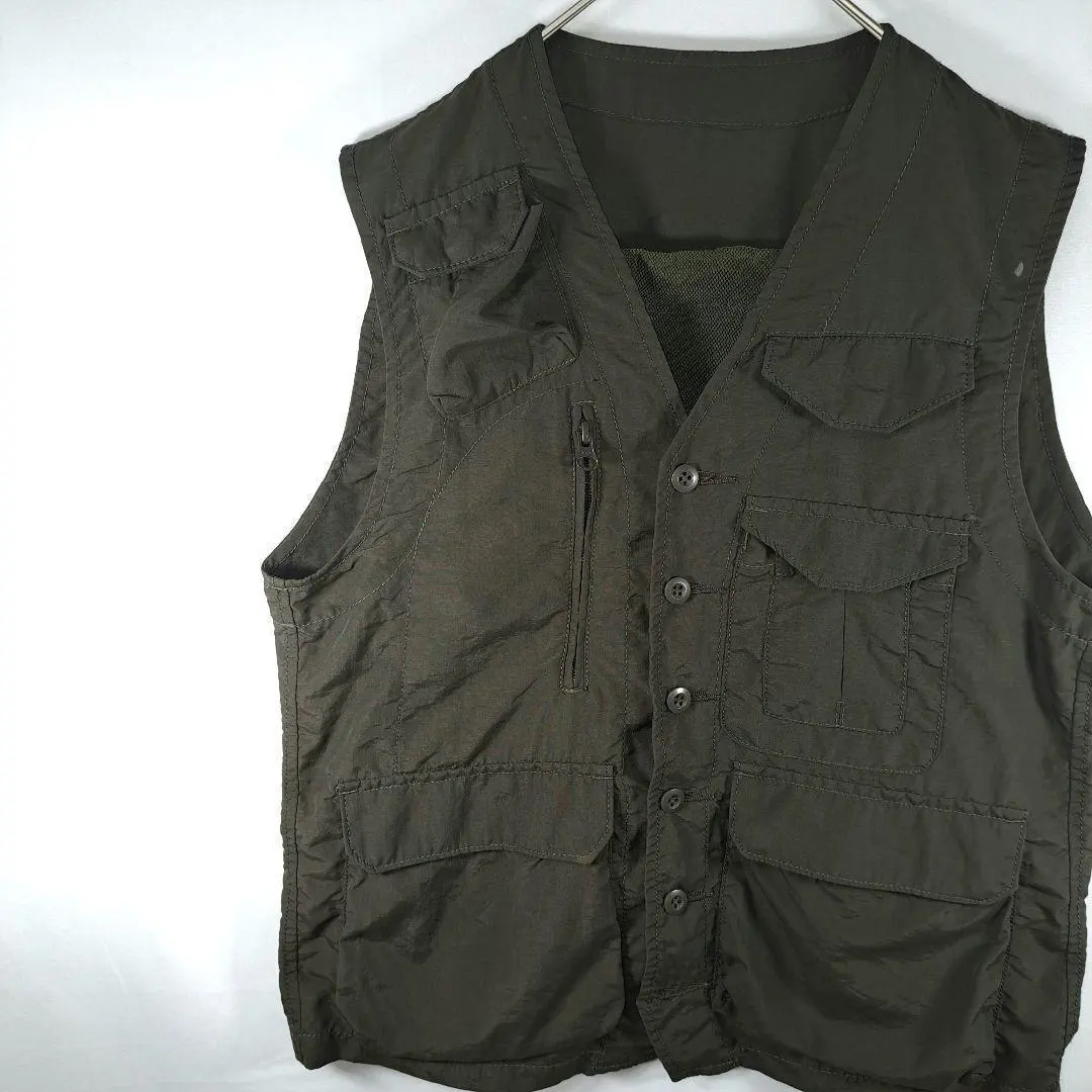 Thumbnail of Fishing vest, nylon vest, nylon fabric, back pocket, outdoor vest