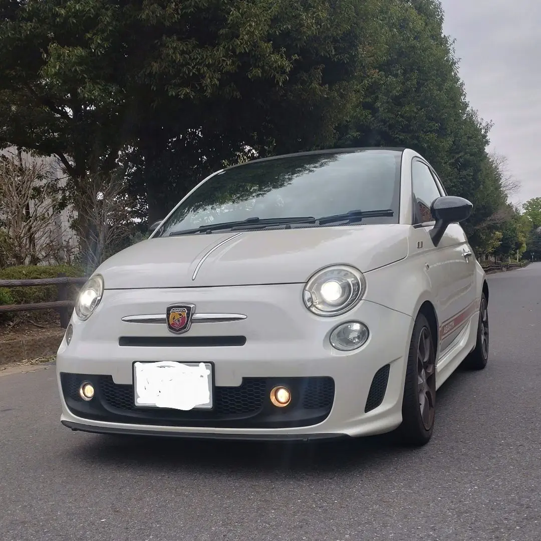FIAT　500C　ウインドリフレクター美品　佐川急便着払い FIAT500Cウインドリフレクター美品佐川急便着払い