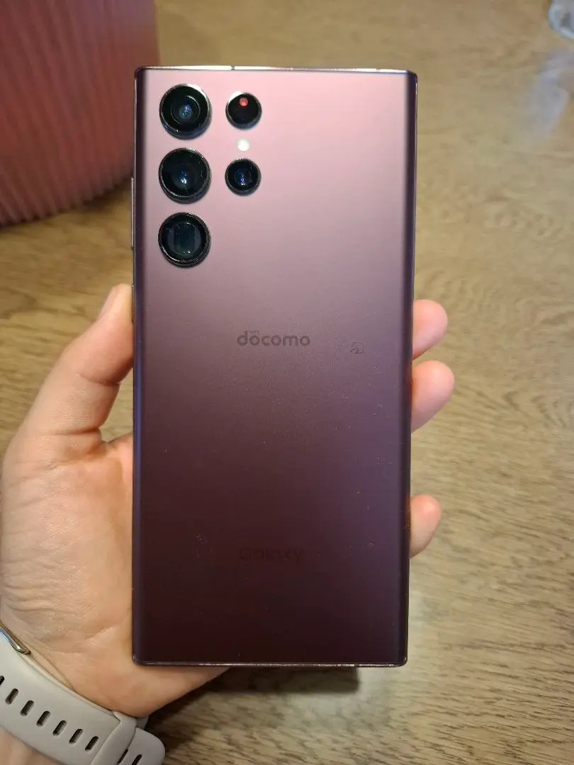 Samsung Galaxy S22 本体 ひび割れあり 完全ジャンク Samsung Galaxy S22 本体 ひび割れあり 完全ジャンク