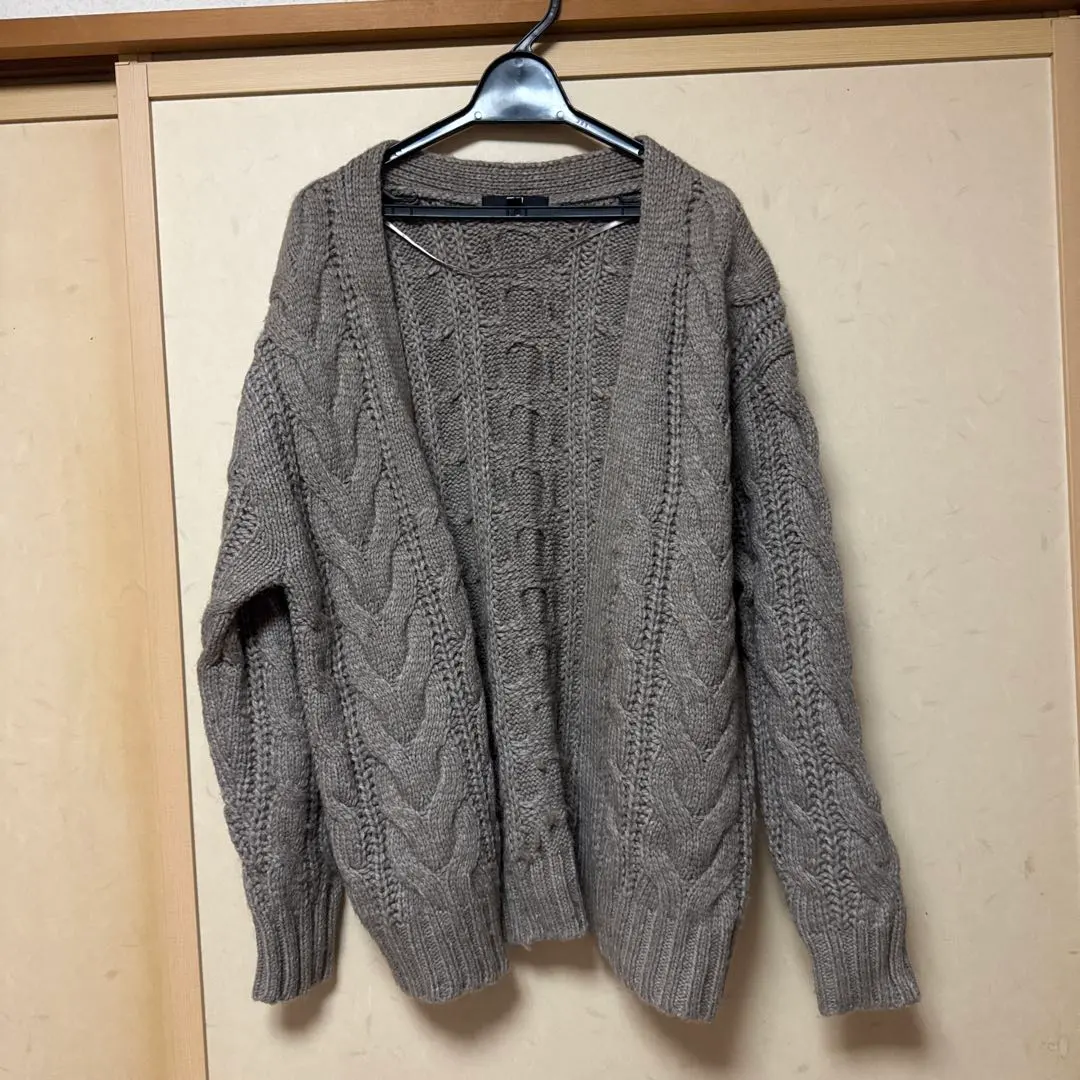 Thumbnail of UNIQLO Beige Cable Knit Cardigan M