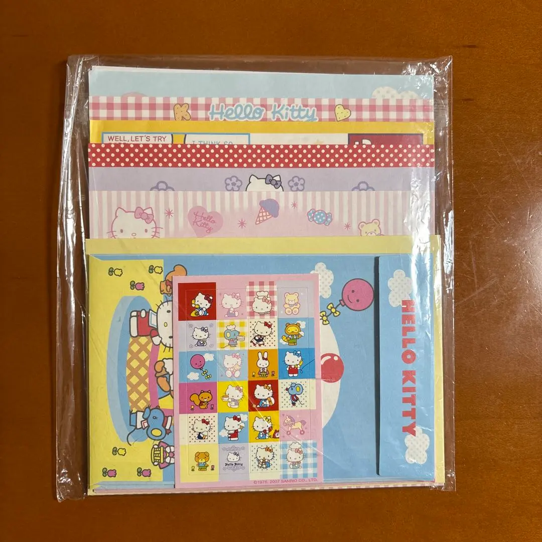Thumbnail of Rare Find! Heisei Retro Sanrio Hello Kitty Letter Set