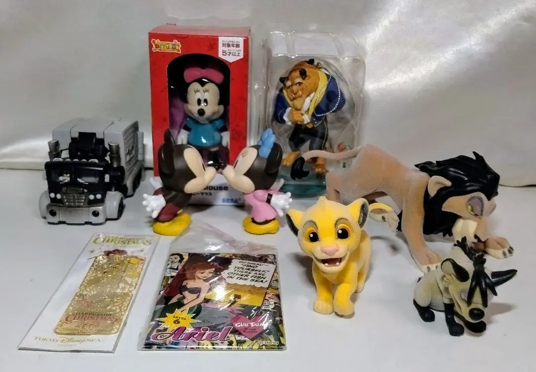 フラッフィーパフィー、バンビ　ライオンキングダンボ　ソフビ　ミッキーマウス置物 フラッフィーパフィー、バンビライオンキングダンボソフビ