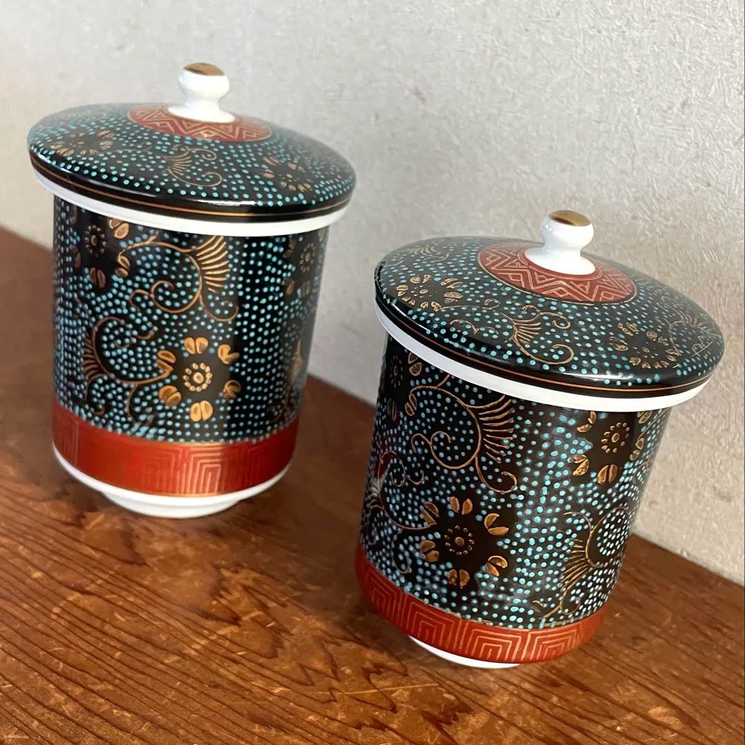 Thumbnail of Kutani-yaki Aotsubu Tesshin Pair Teacups Set of Covered Teacups Teacup Home Storage