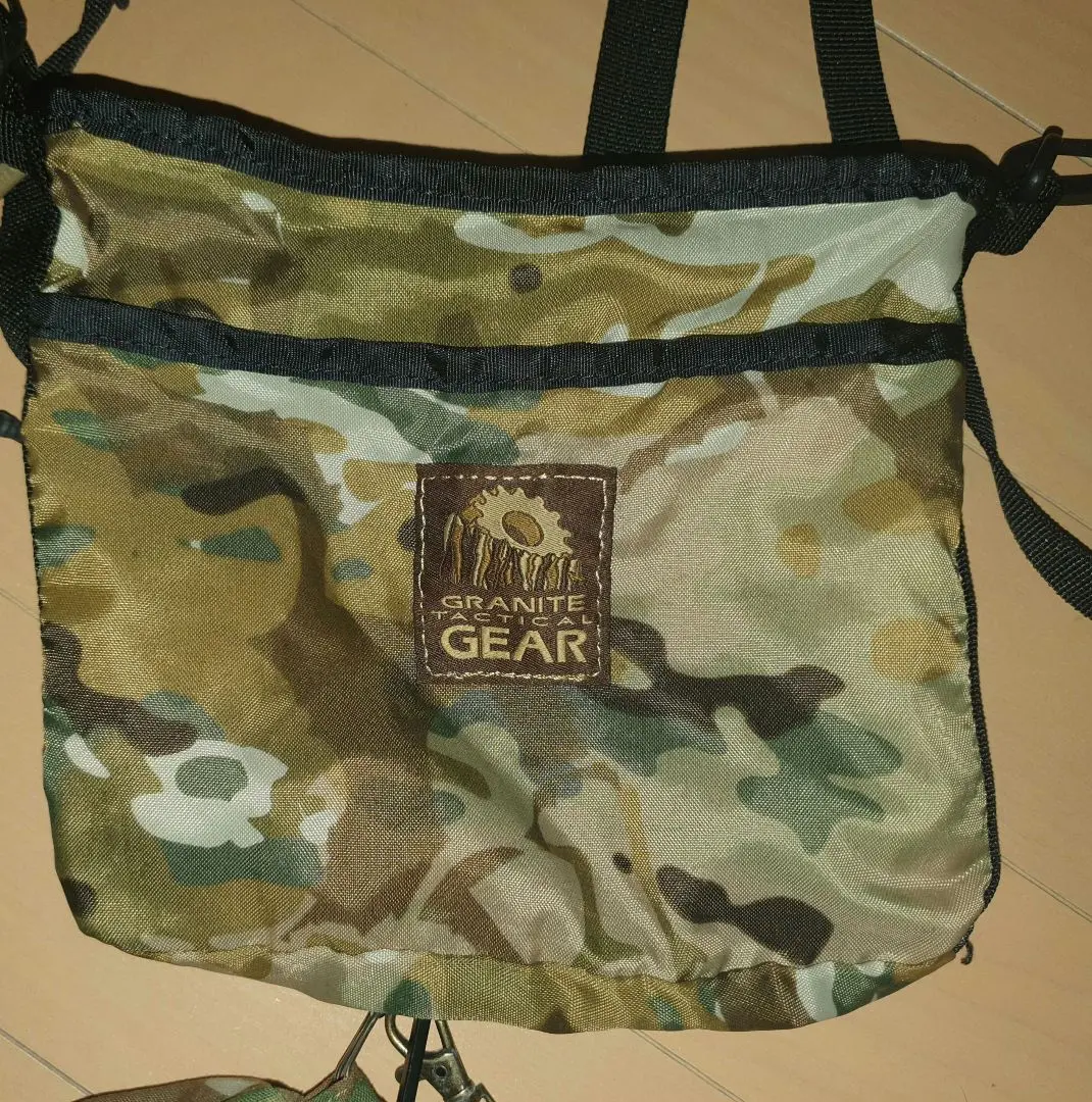 米軍　実物　GRANITE GEAR グラナイトギアー　マルチカム　送料無料 GRANITE GEAR TACTICAL M4マガジンポーチ/MULTICAM【グラナイト