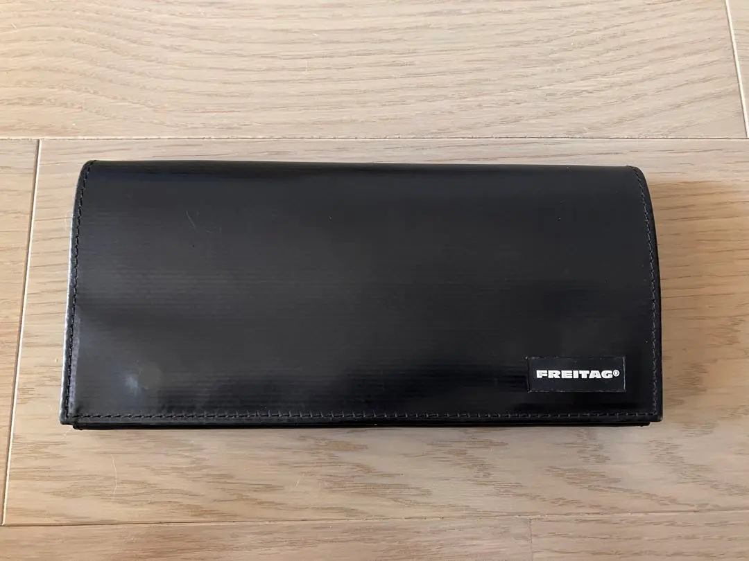 FREITAG 二つ折り長財布 黒 2025年最新】FREITAG メンズ 長財布の人気アイテム - メルカリ