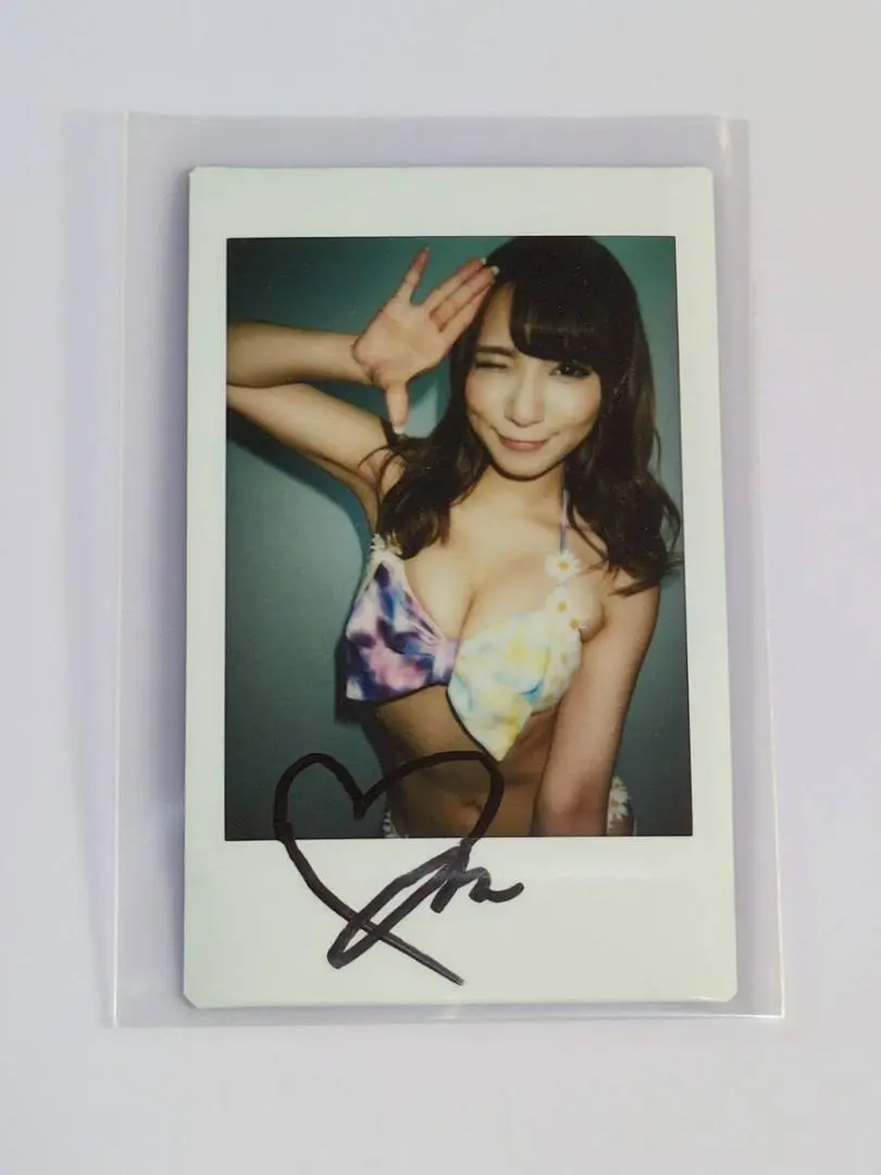 ◇園田みおん　キスマーク付き直筆サイン入り色紙　直筆サイン入りチェキ付き S1 2025年最新】園田みおん サインの人気アイテム - メルカリ