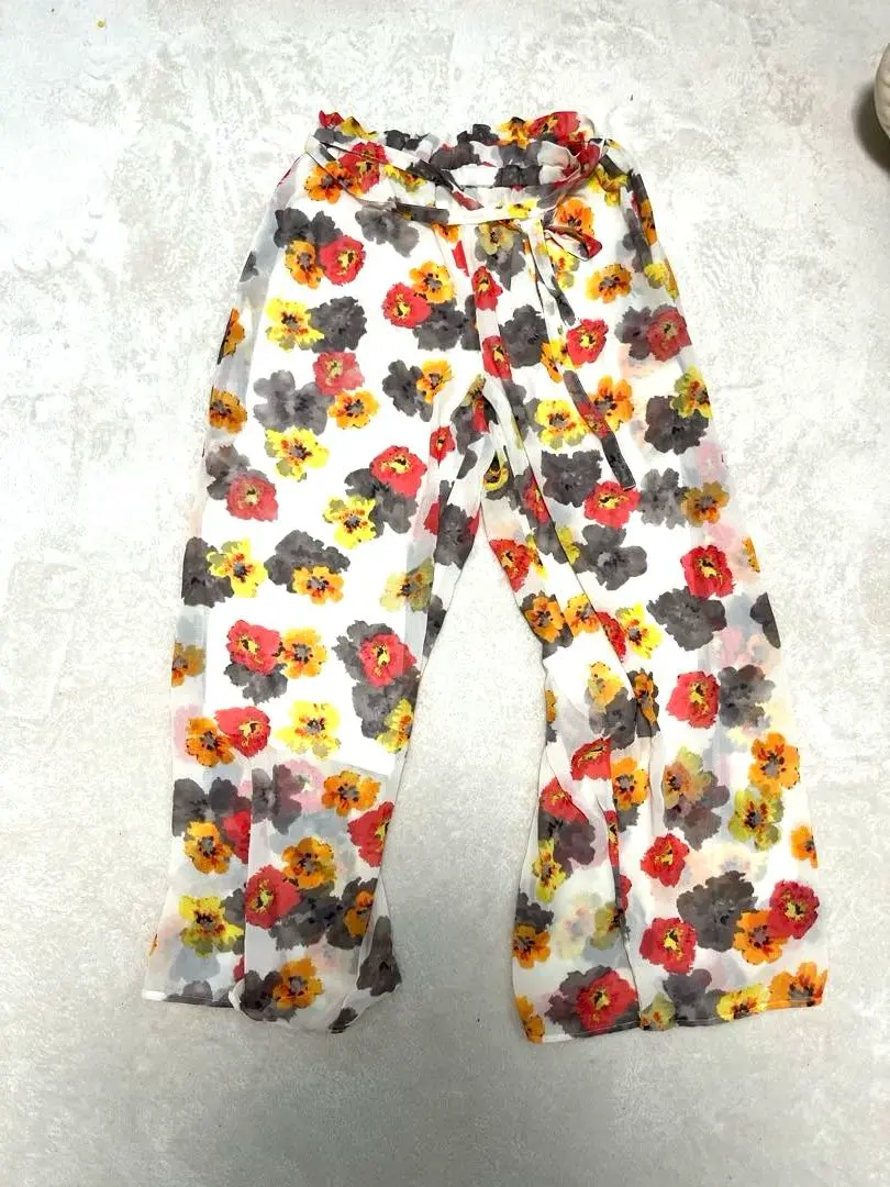 Thumbnail of WHO'S WHO gallery Floral Chiffon Pants