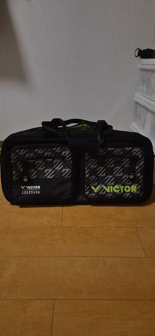 VICTOR SUPREME バドミントンバッグ6本 Badminton Racket Bag Victor