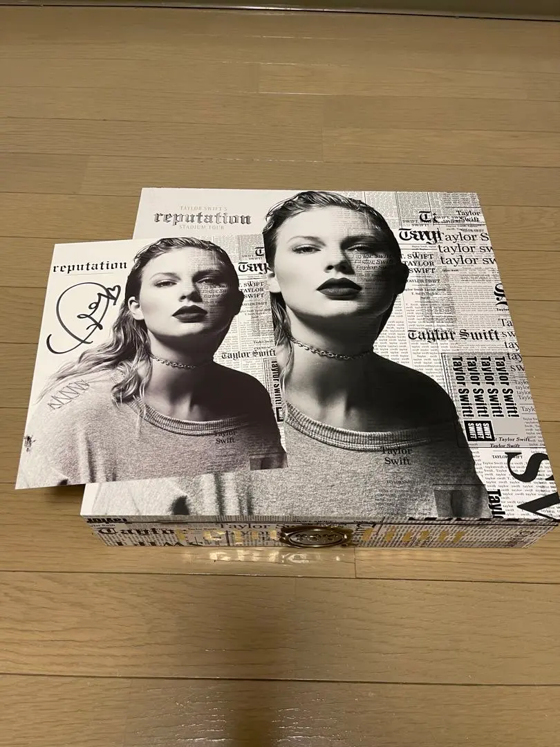 2025年最新】taylor swift サインの人気アイテム - メルカリ 2025年最新】taylor swift サインの人気アイテム - メルカリ