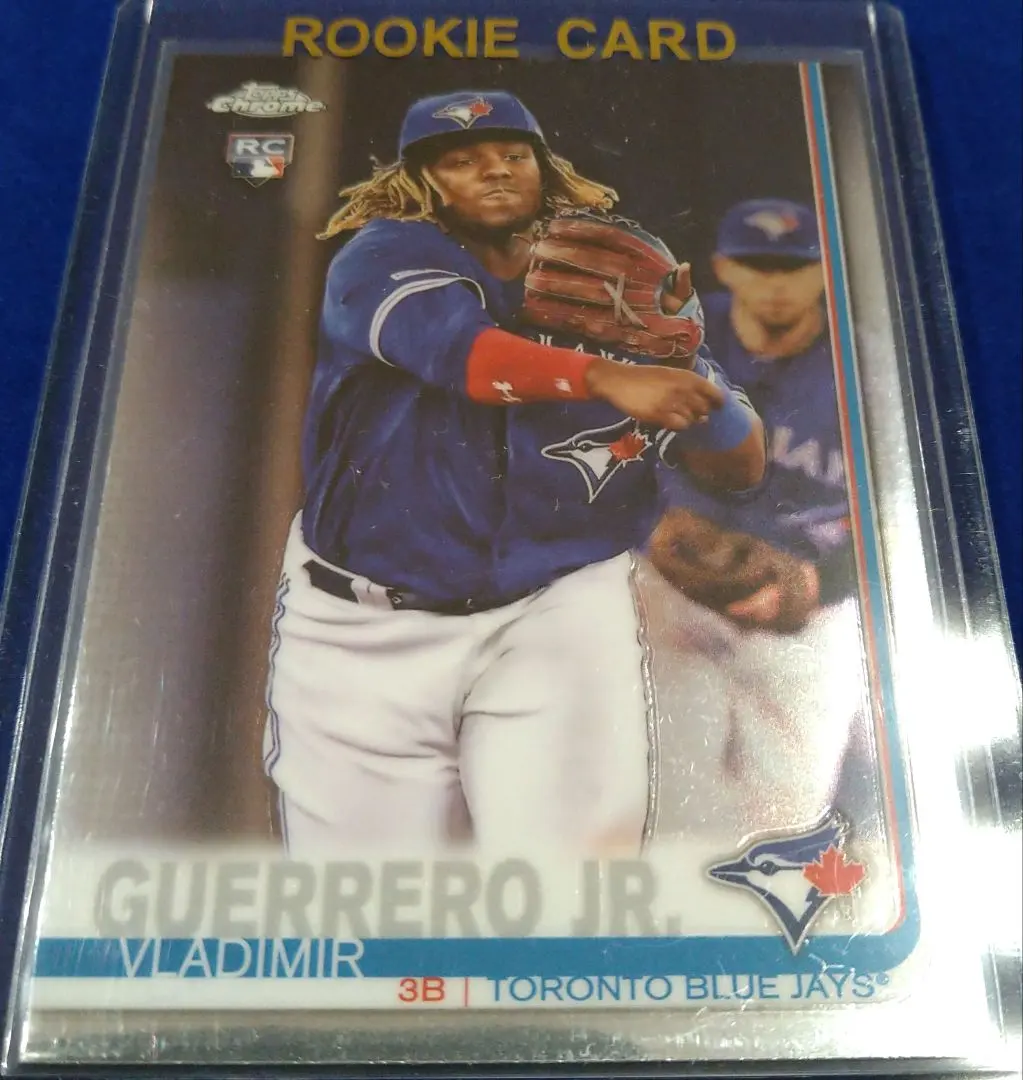 Thumbnail of Guerrero Jr. Rookie Card Topps Chrome Update 2019