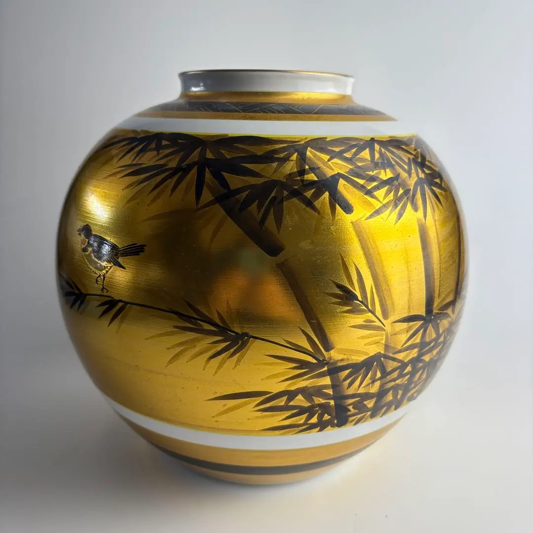 【極美品】九谷焼 西峰窯  花詰　金彩花詰　菊　花瓶 花器 壺 Amazon.co.jp: 骨董 九谷焼九谷清峰花詰 壺 花器 花瓶 : ホビー
