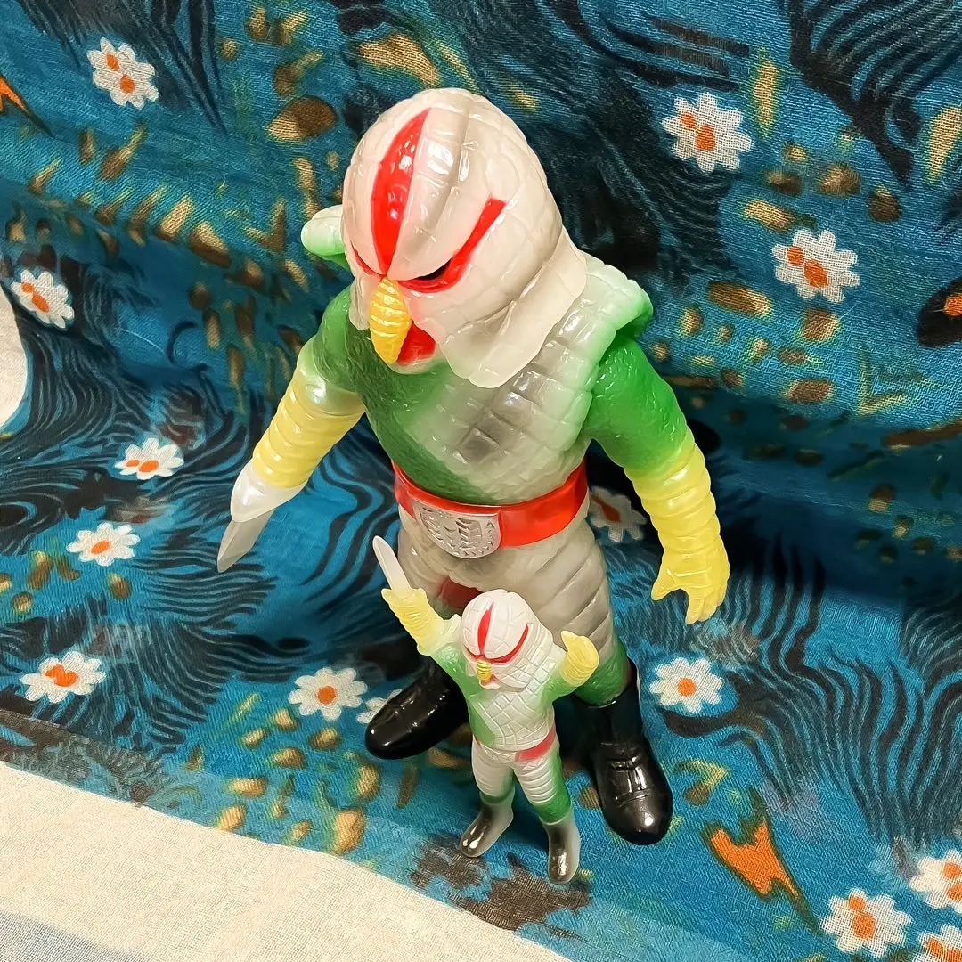 ⚠️激レア　仮面ライダーV3 ナイフアルマジロ　ミニミニソフビ　ポピー　当時物 ⚠️激レア 仮面ライダーV3 ナイフアルマジロ ミニミニソフビ