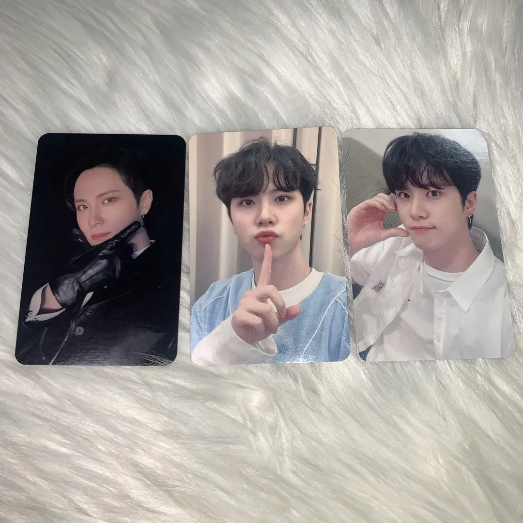 Thumbnail of WEi Donghan in-person trading card