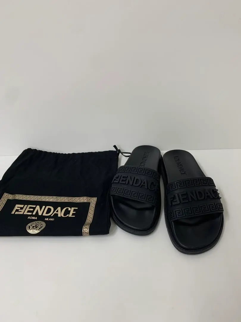 フェンディ FENDI ベルサーチ フェンダーチェ レザーサンダル 36 フェンディ FENDI ベルサーチ フェンダーチェ レザーサンダル 36