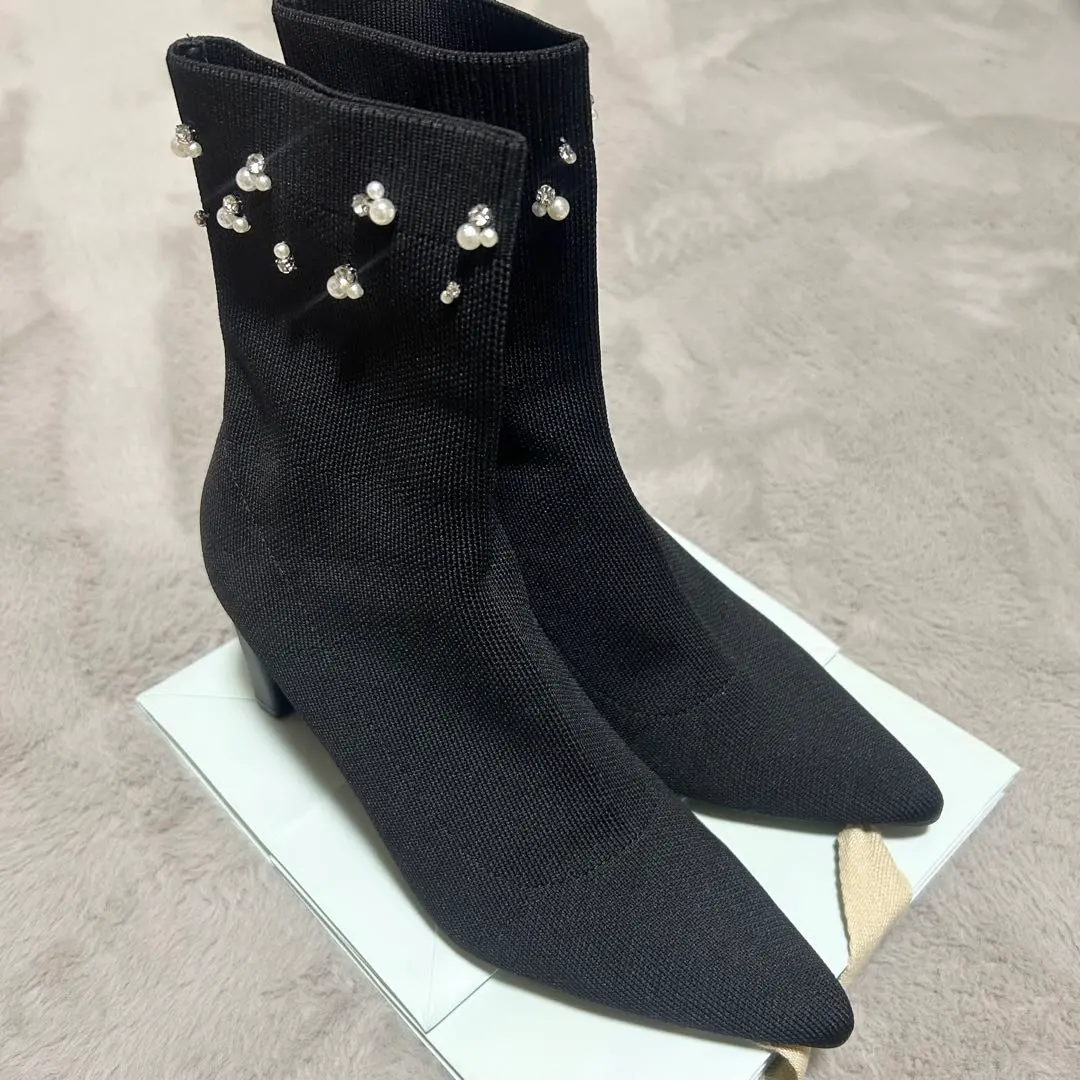 Thumbnail of RANDA boots