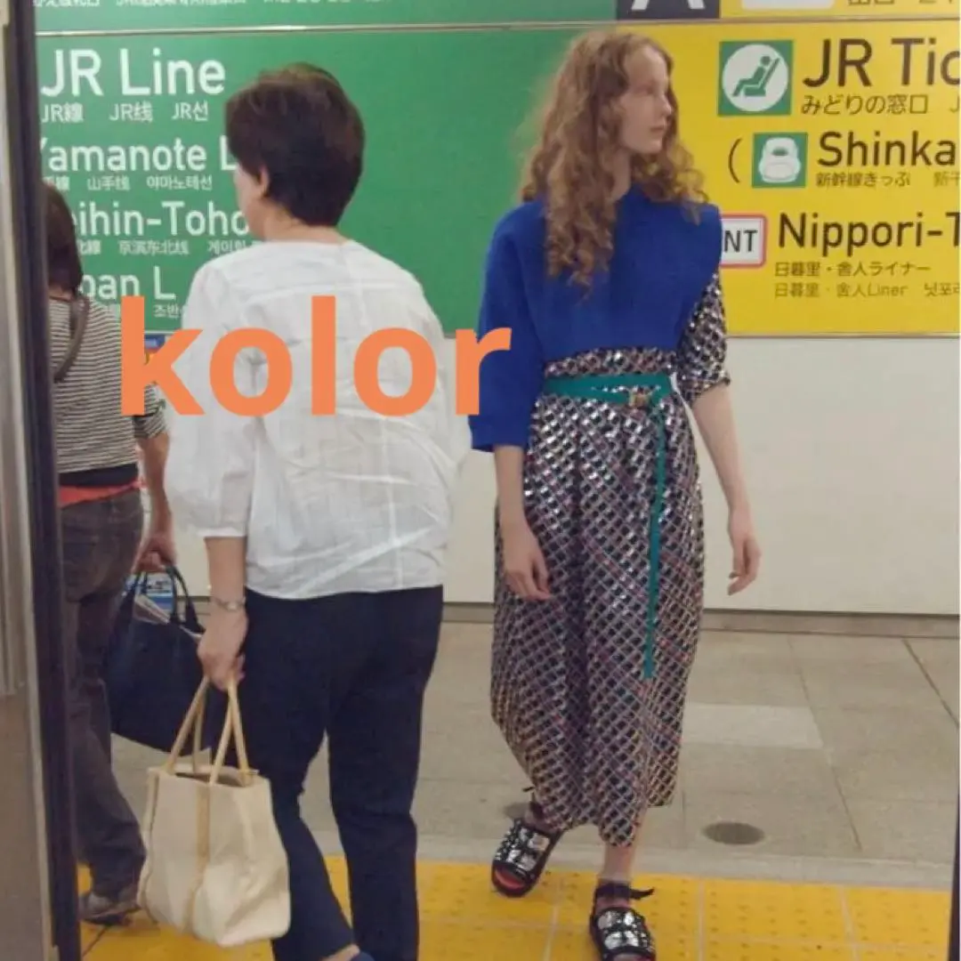 2025年最新】カラー ワンピースの人気アイテム - メルカリ