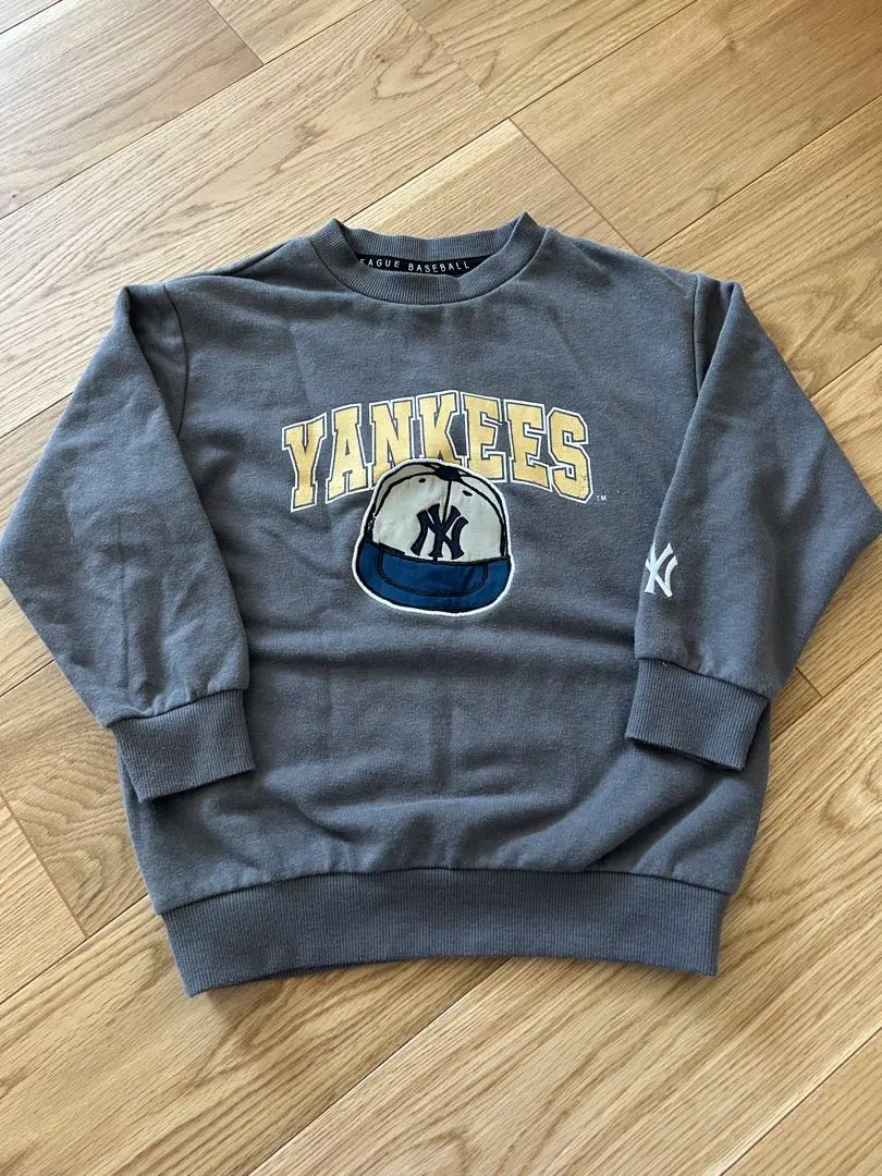 Thumbnail of Yankees Sweatshirt 120