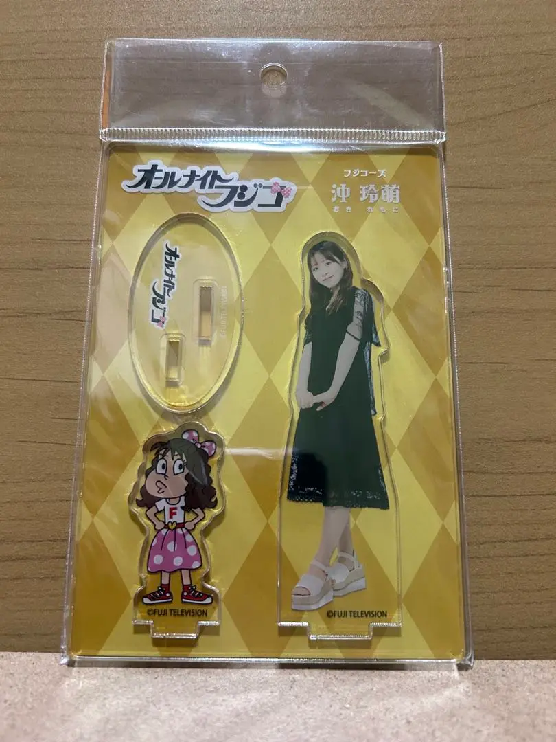 オールナイトフジコ 沖玲萌 アクリルスタンド 缶バッジ 新品 フジテレビ オールナイトフジコ 沖玲萌 アクリルスタンド 缶バッジ 新品