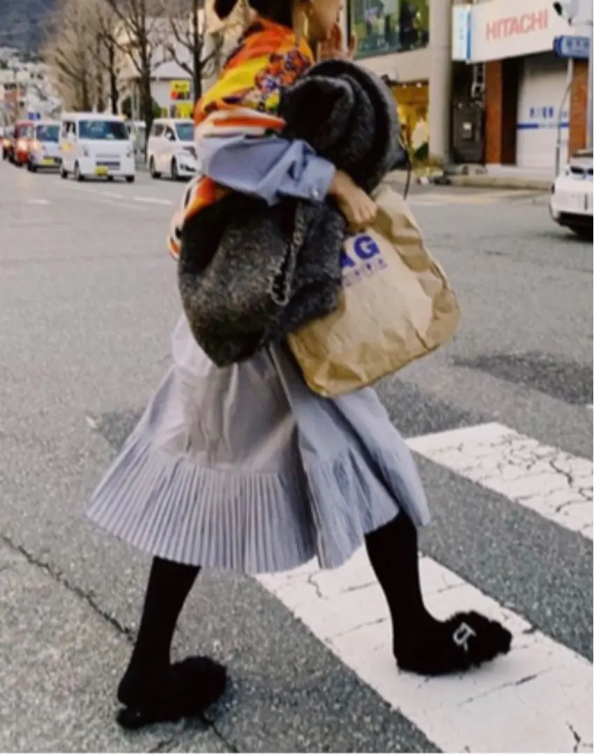 ROCHAS ロシャスショートブーツ 2025年最新】ロシャス ブーツの人気アイテム - メルカリ