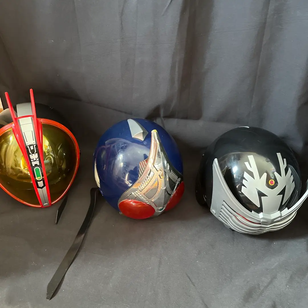 仮面ライダー ファイズヘルメット - メルカリ