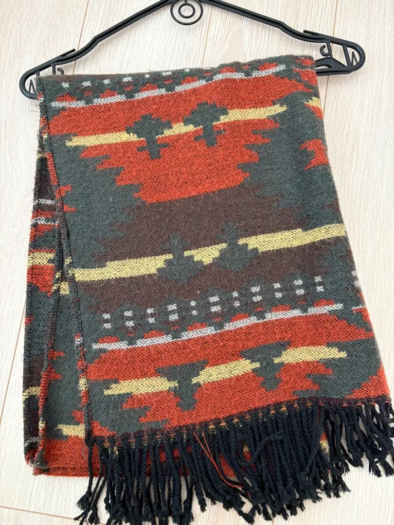 幾何圖案 圍巾 橙色 灰色 的縮圖