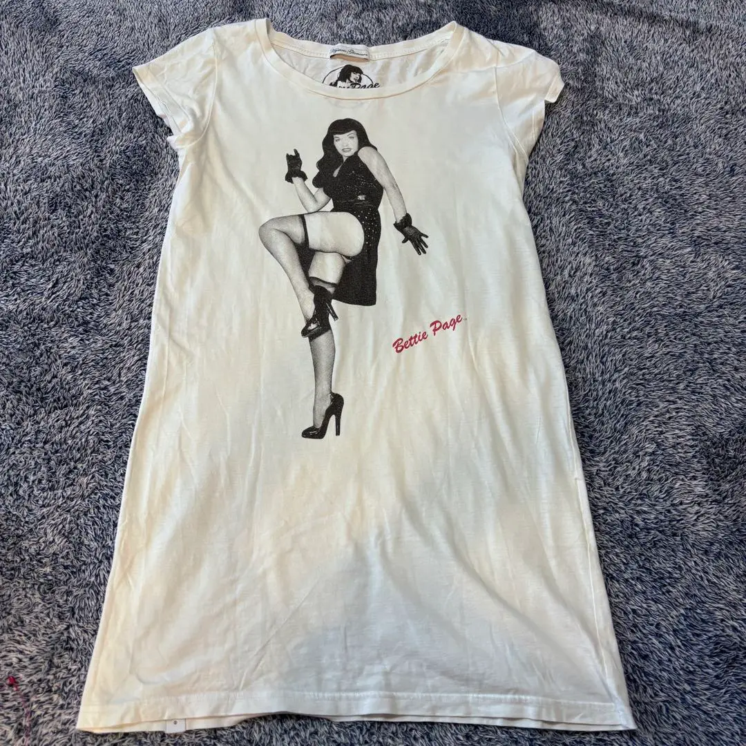 ヒステリックグラマー Bettie page 半袖Tシャツ M Hysteric Glamour - “Bettie Page” T-シャツ - メルカリ