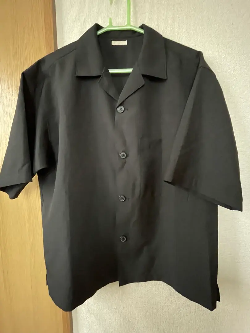Thumbnail of GU Black Short Sleeve Shirt with Chest Pocket