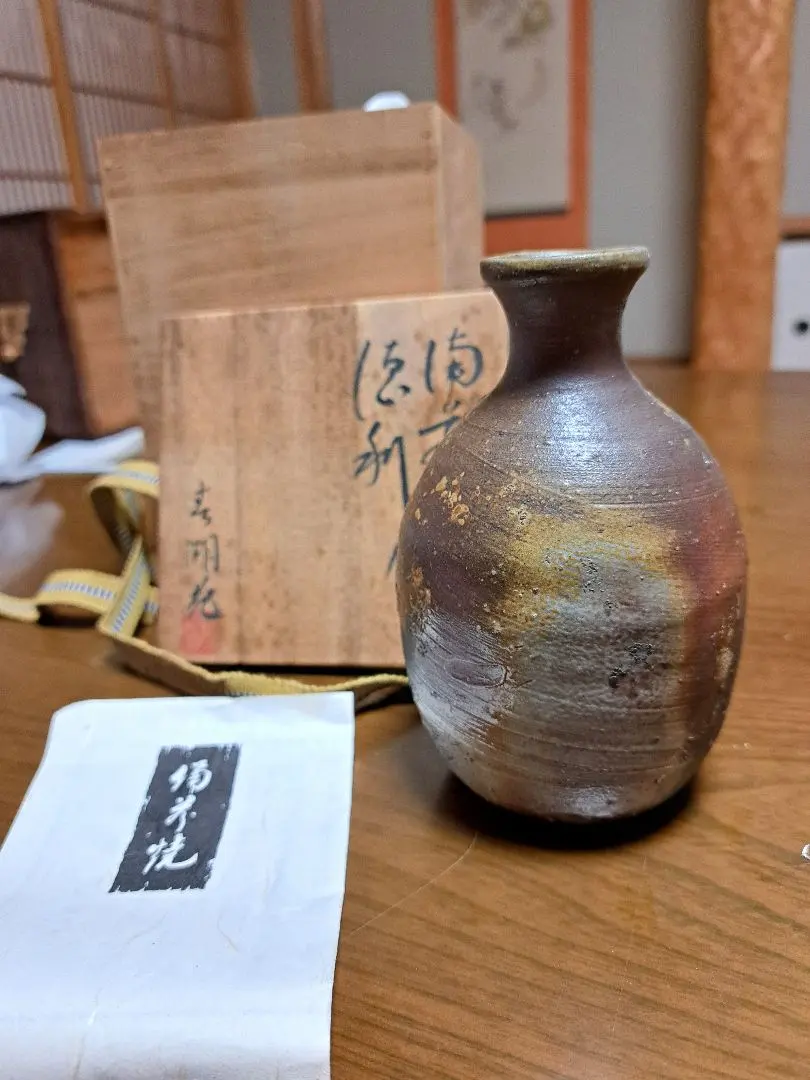 Thumbnail of Bizen ware, Shunkouen, Tokkuri (sake bottle)
