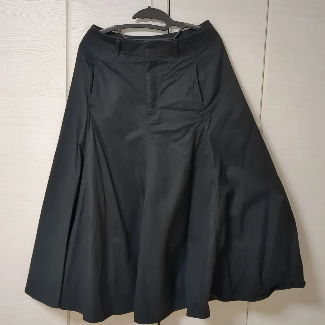 Thumbnail of Uniqlo U Skirt, Waist 67cm