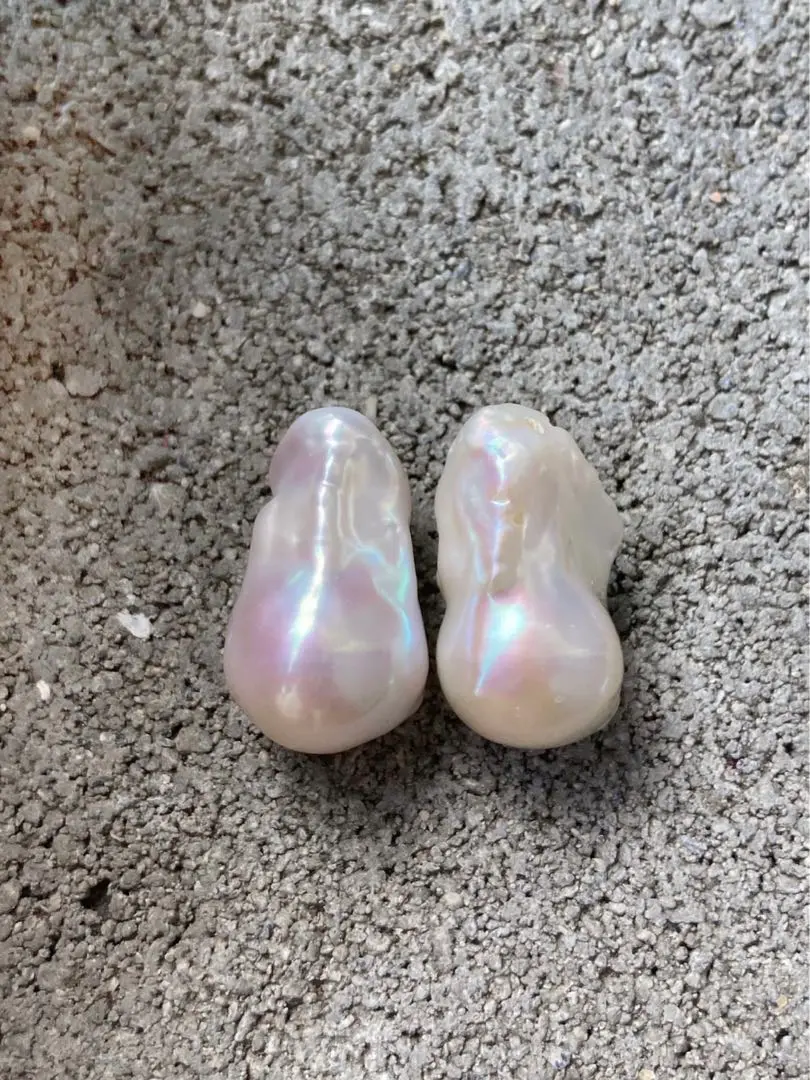 Thumbnail of S-Class Oyster Pearl Baroque Pearl Earrings