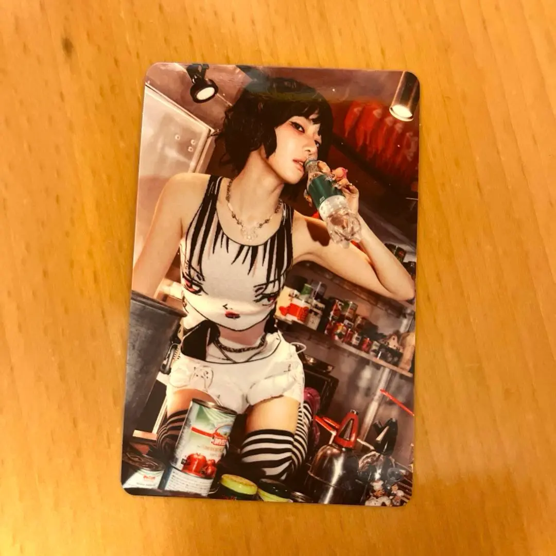 LE SSERAFIM SPAGHETTI 小櫻 HMV 特典貼紙 的縮圖