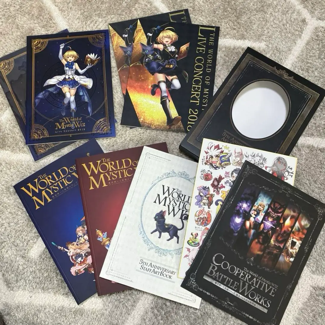 アニメムック　付属品付)魔法使いと黒猫のウィズ 5th Anniversary ミストグラフ B Amazon.co.jp: 魔法使いと黒猫のウィズ 5th Anniversary ミスト