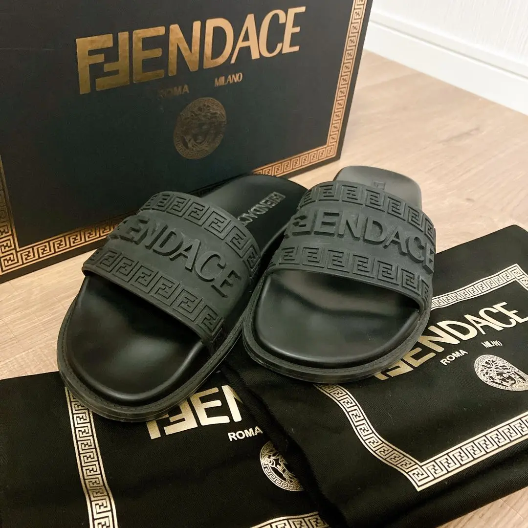 FENDACE フェンダーチェ ロゴ サンダル  新品 未使用 レア 36  黒 FENDACE フェンダーチェ ロゴ サンダル 新品 未使用 レア 36 黒