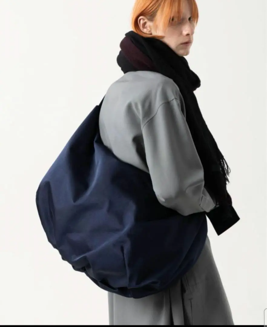 MB ULTIMATE FABRIC ハーフムーンボディバッグ BIG ブラック MB ULTIMATE FABRIC ハーフムーンボディバッグ BIG | MB -there