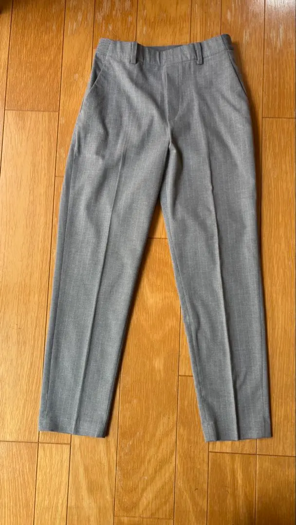 Thumbnail of UNIQLO Gray Pinstripe Smart Ankle Pants Size S