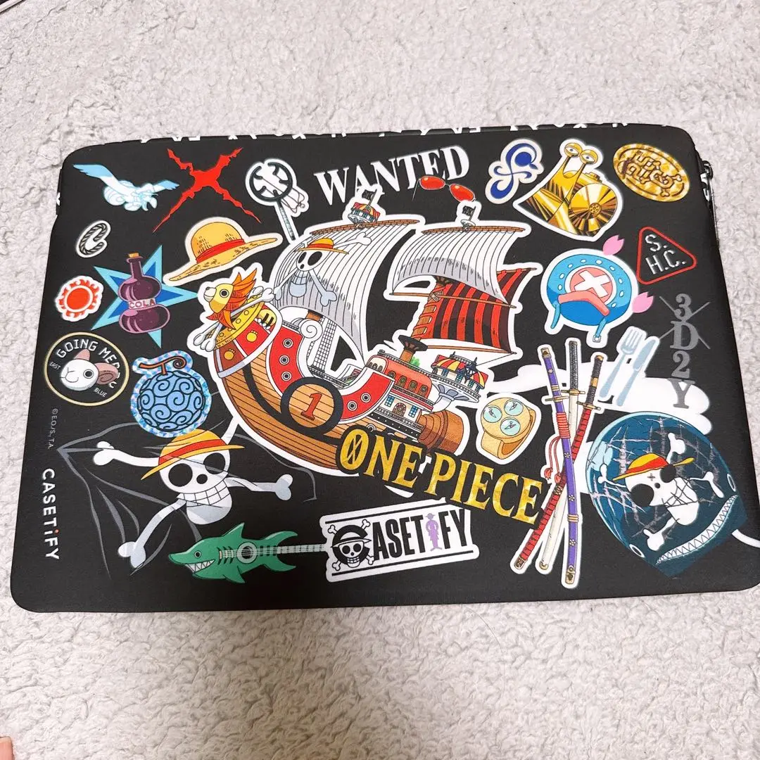 【新品・未使用】casetify ONE PIECE  ワンピース　PCケース CASETiFY × ONE PIECE TVアニメ25周年を記念した限定