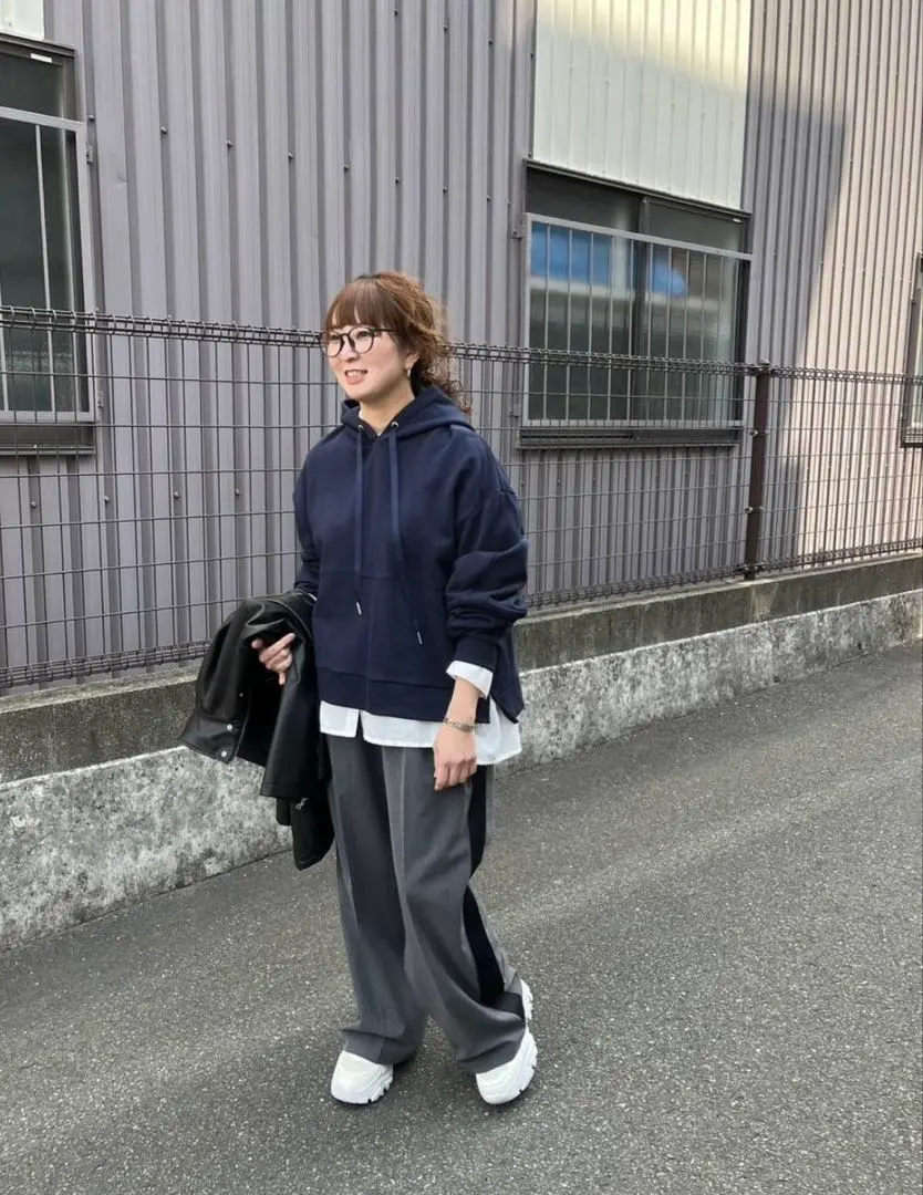 Thumbnail of LEPSIM ♡ Side Line Pants, Gray