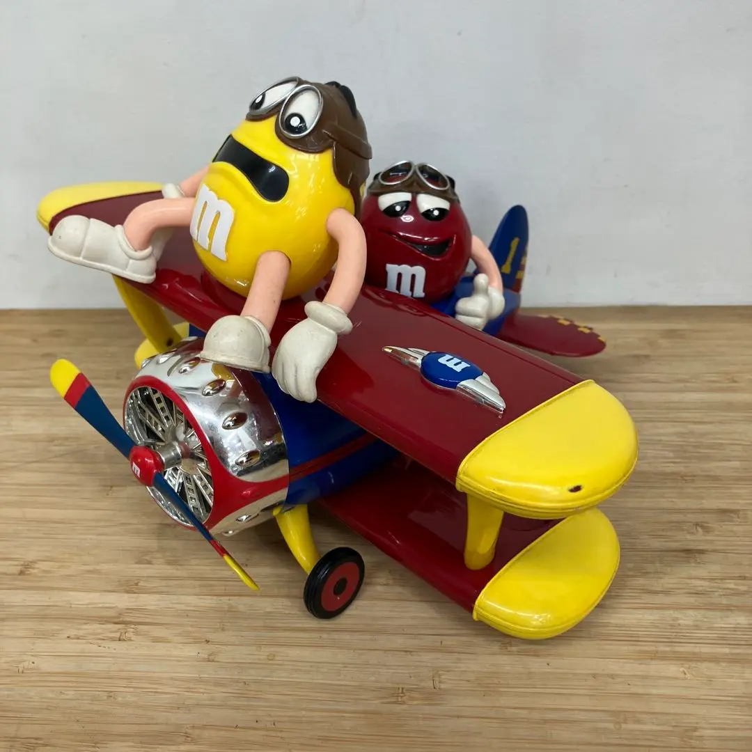 M&M's 飛行機型おもちゃ M&M's 飛行機型おもちゃ
