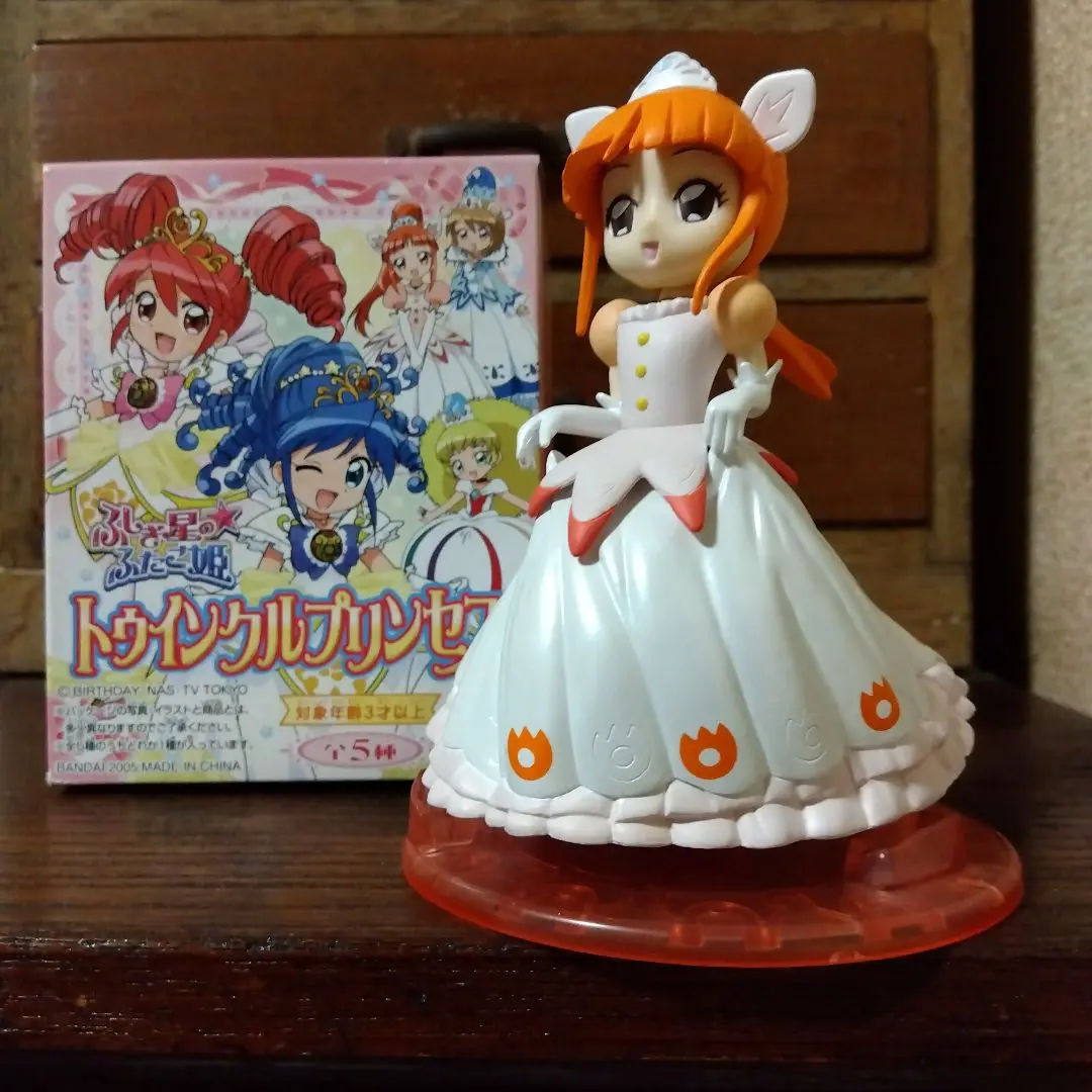 ふしぎ星のふたご姫　トゥインクルプリンセス　フィギュア3種セット 2025年最新】ふしぎ星の☆ふたご姫 トゥインクルプリンセスの